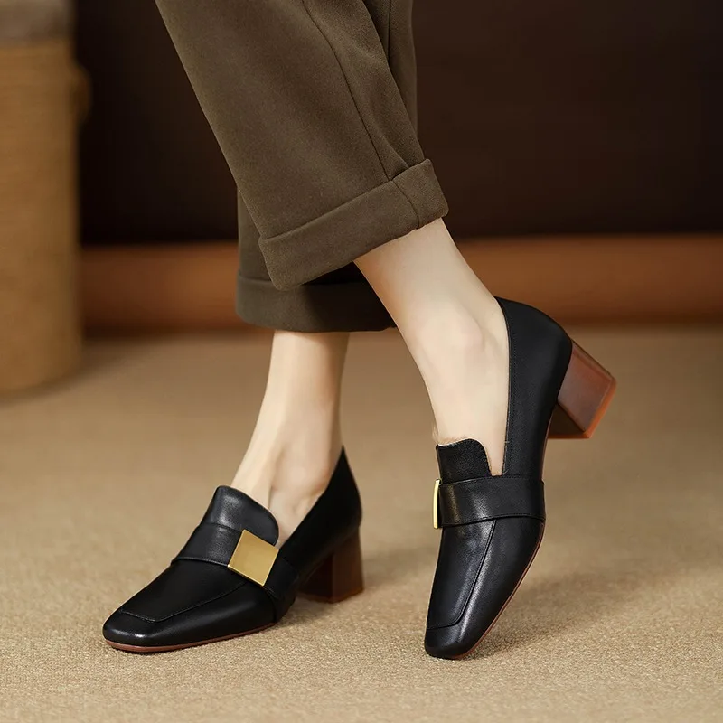 Women Fashion Jeans - Sepatu Wanita Kulit Model Pumps Elegan