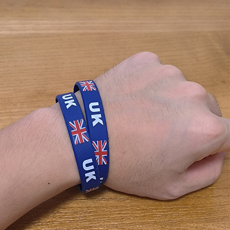 2 buah gelang bendera nasional - Women Fashion Uk ulasan dan harga