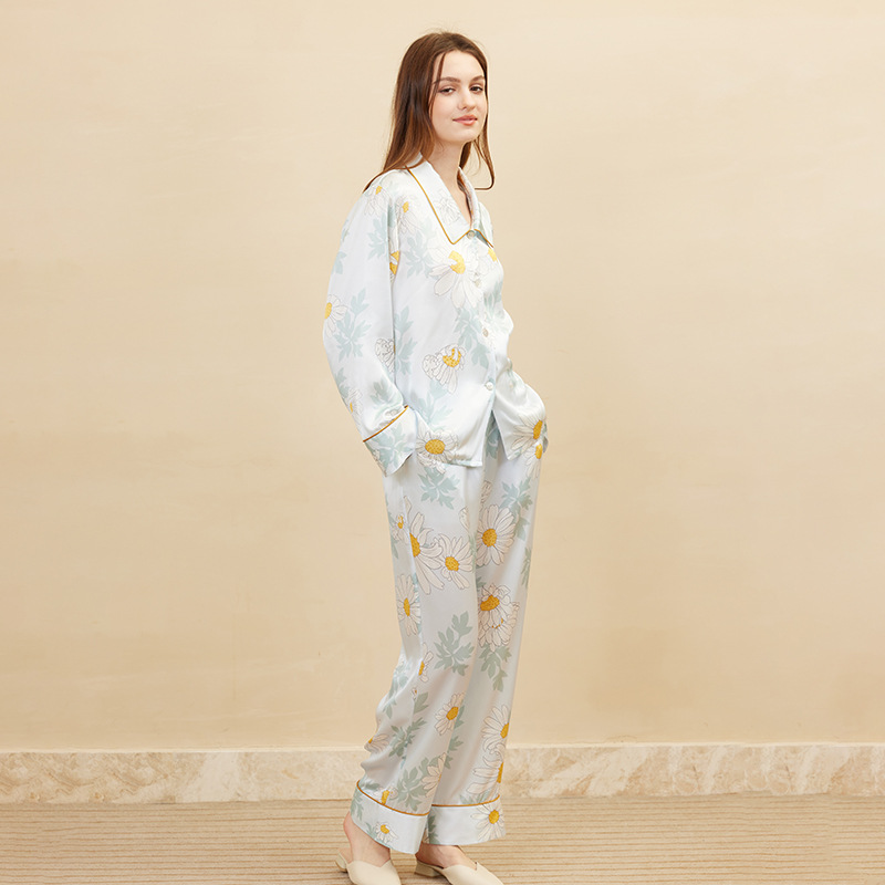 Piyama Motif Bunga Daisy Wanit - Women'S Fashion Suit ulasan dan harga