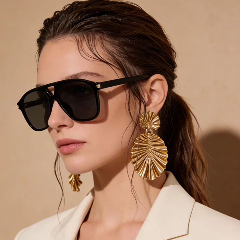 Kacamata Hitam Wanita Pilot Be - Women'S Fashion Week Paris ulasan dan harga